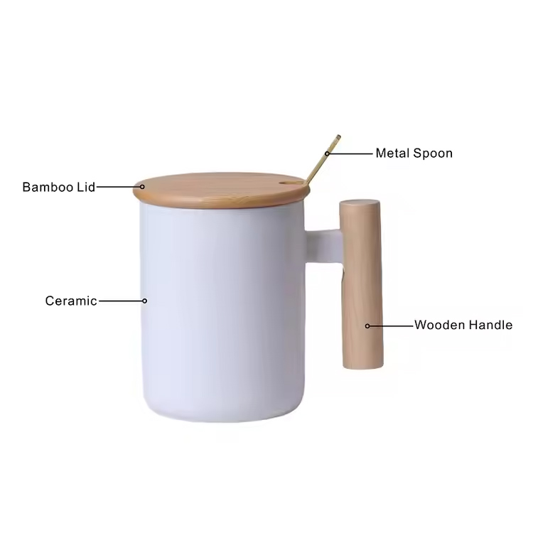 Klasyczny design z drewnianym uchwytem porcelanowym herbatą herbaty